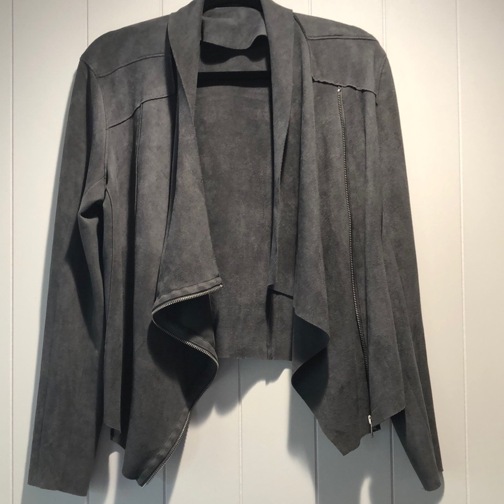 BLANKNYC grey ultra suede stretch fabric jacket zip up shark bite hem line M